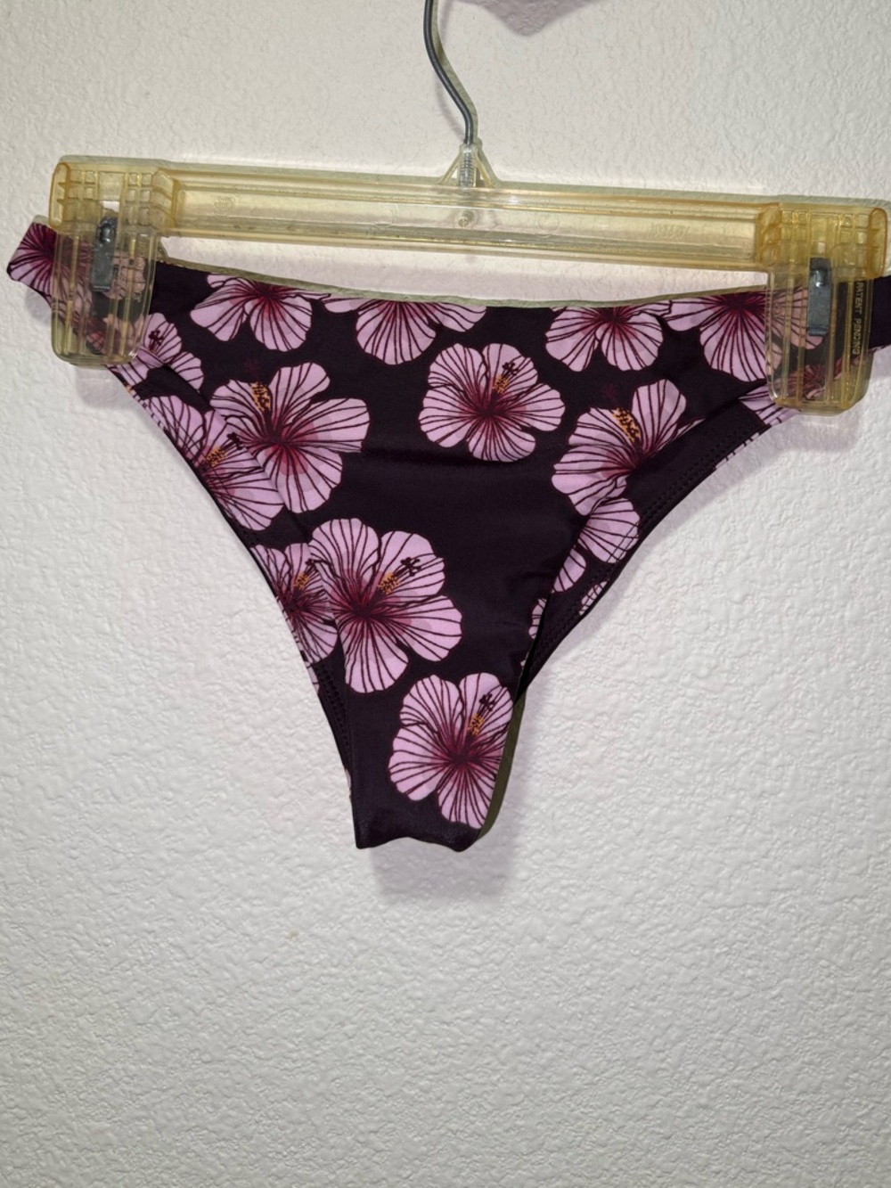 BENOA MARIKO TOP & HINA BOTTOM - OUTRIGGER